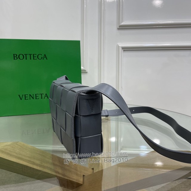 Bottega veneta高端女包 KF0017木薯 寶緹嘉新款放大編織斜挎包 BV經典款單肩斜挎編織女包  gxz1304